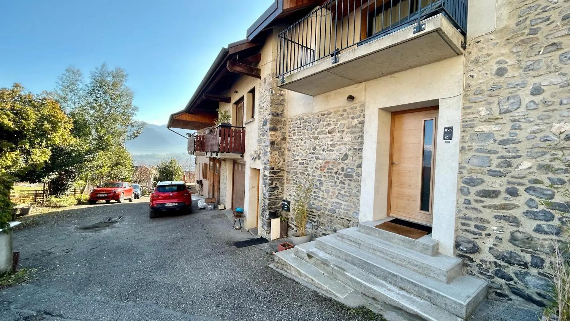 Chez Flo - Clim Parking - Clg Διαμέρισμα Saint-Pierre-dʼAlbigny 0*,  Γαλλία